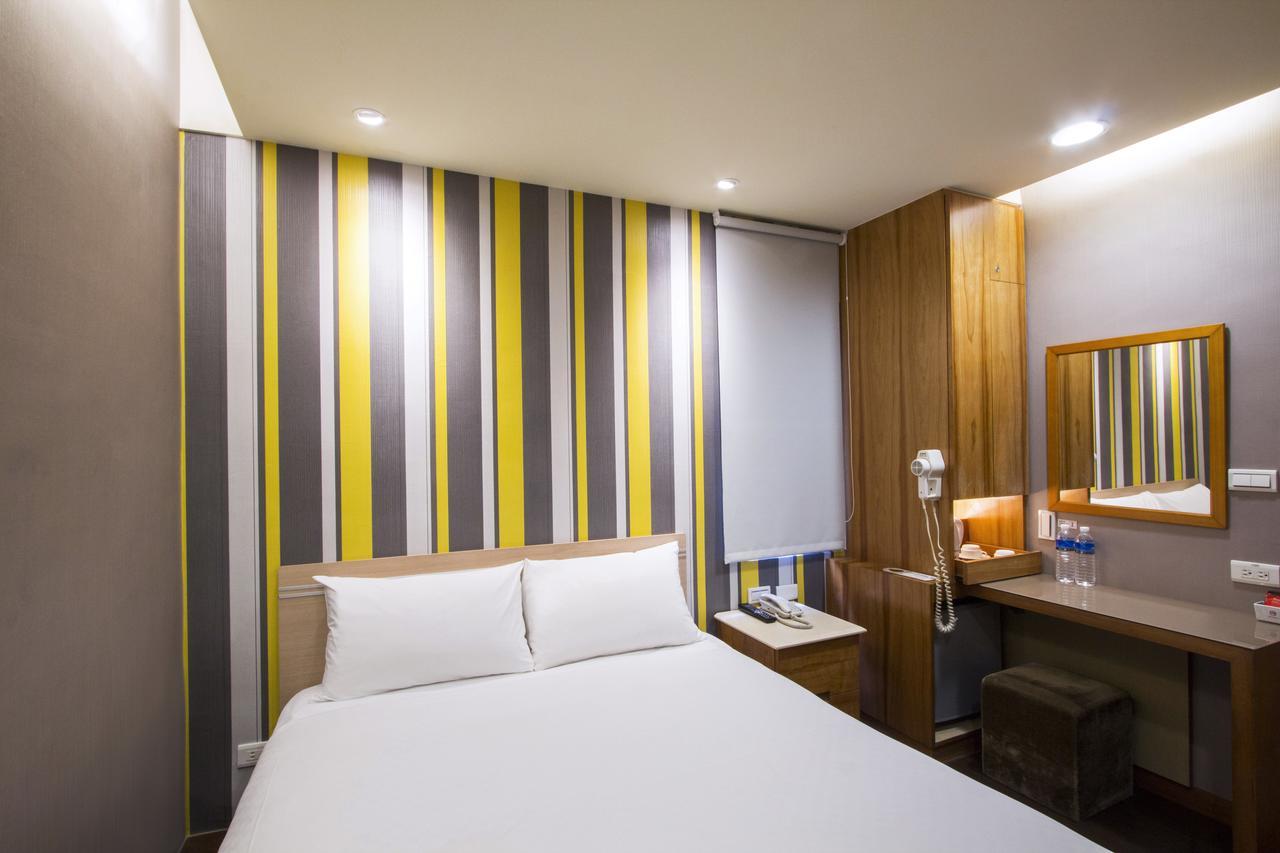 Vip Hotel Taipei Exterior photo