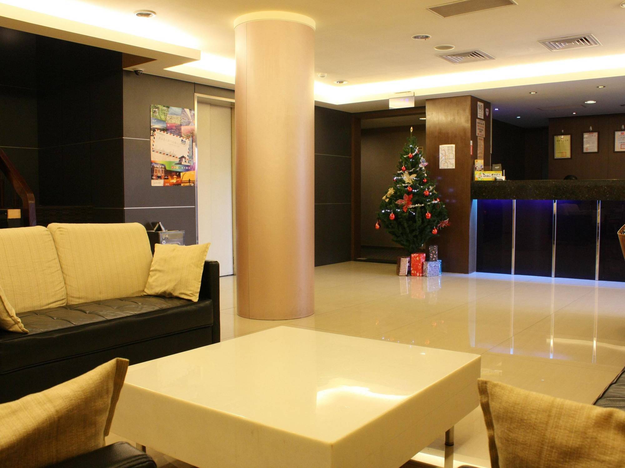 Vip Hotel Taipei Exterior photo